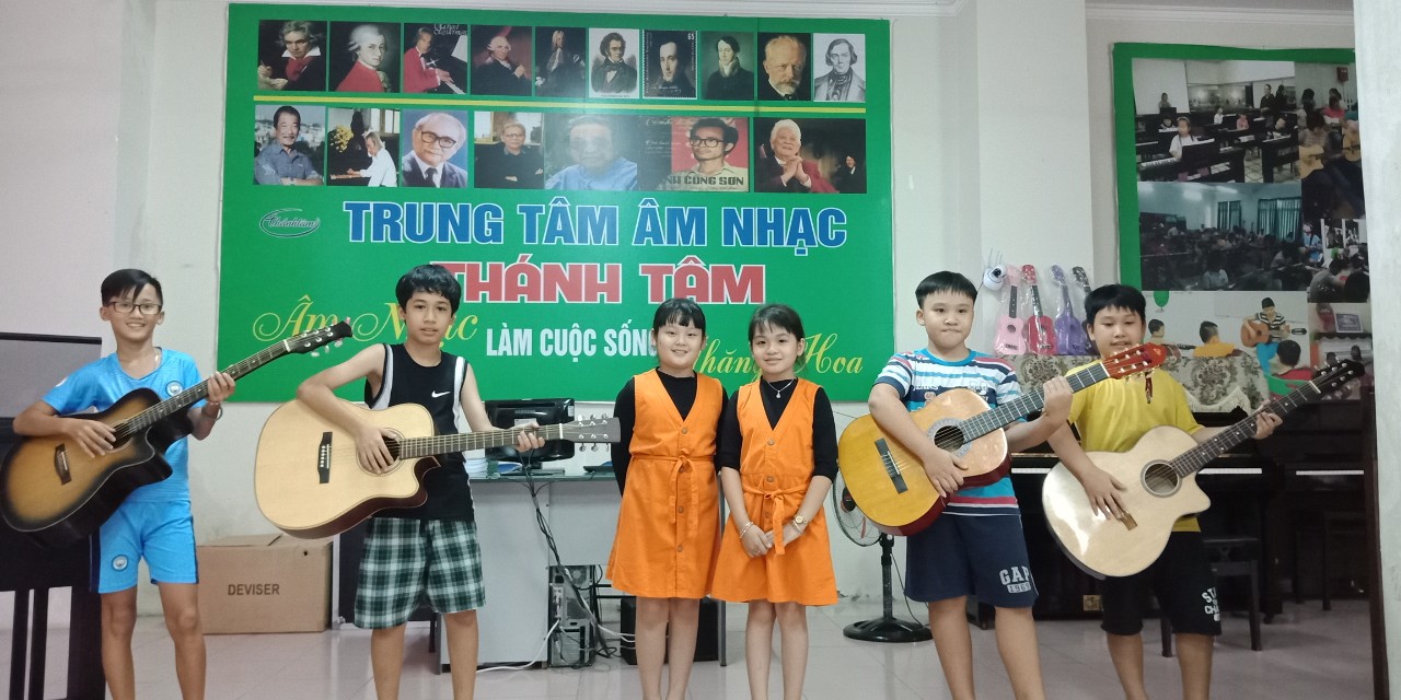 Trung Tâm Dạy Nhạc Biên Hoà chuyên phân phối và dạy đàn guitar